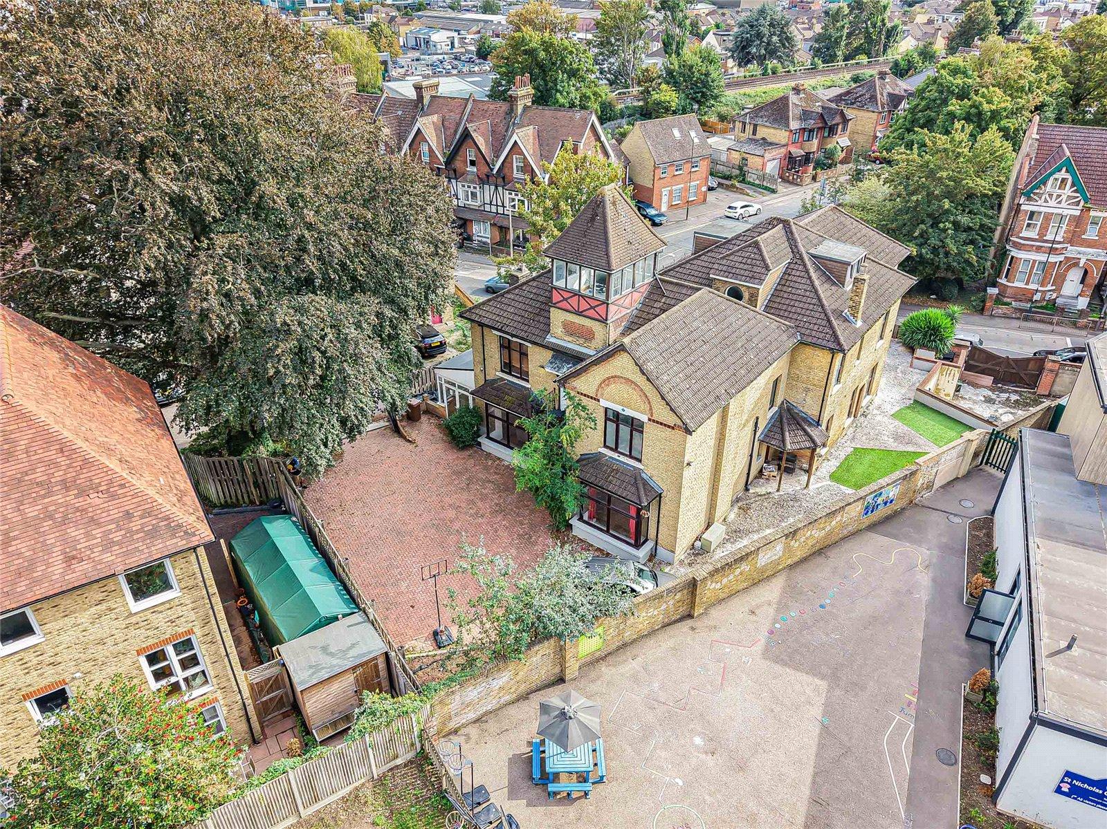 6 bedroom property for sale in Strood | Robinson Michael & Jackson
