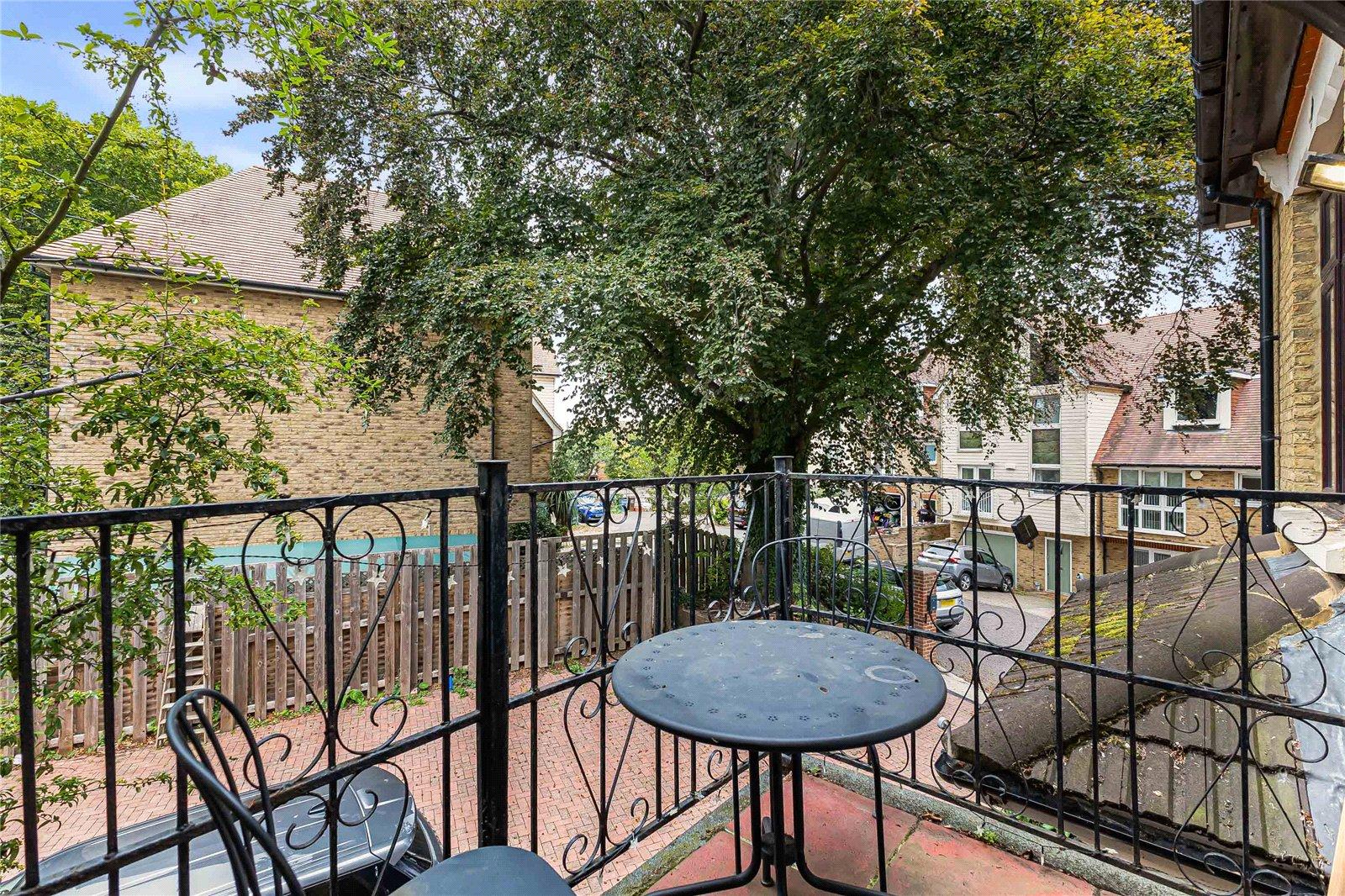 6 bedroom property for sale in Strood | Robinson Michael & Jackson