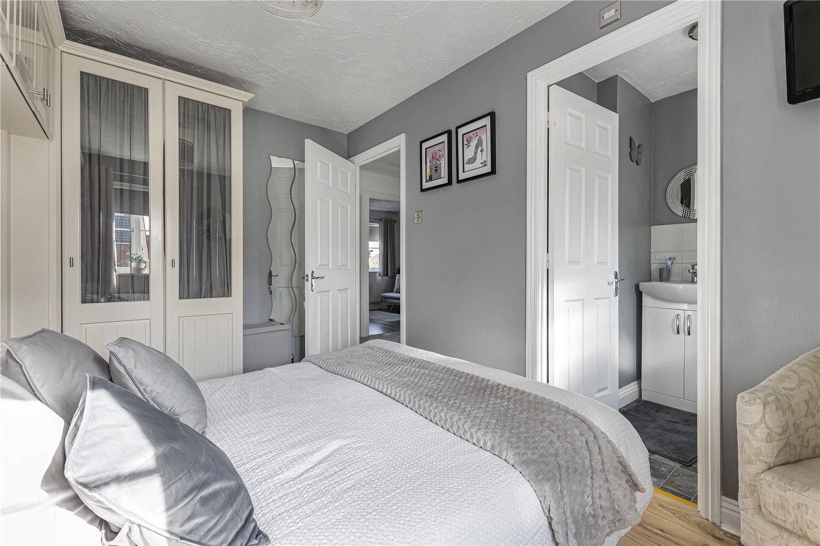 4 bedroom house for sale in High Halstow | Robinson Michael & Jackson