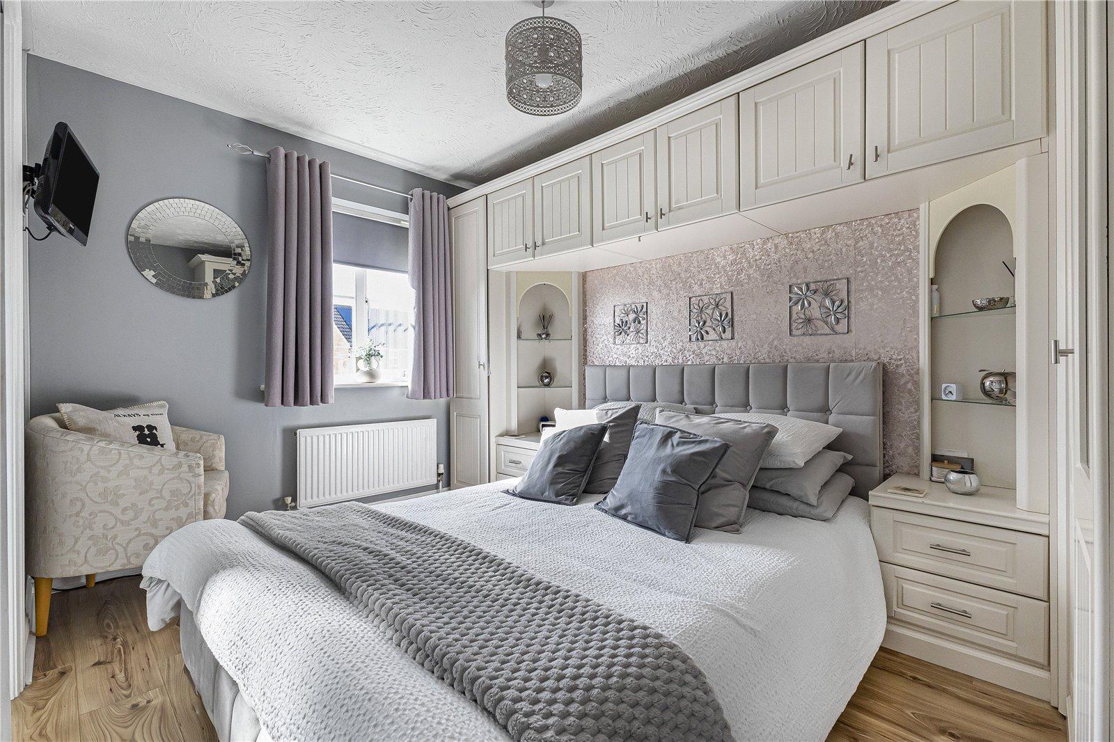 4 bedroom house for sale in High Halstow | Robinson Michael & Jackson