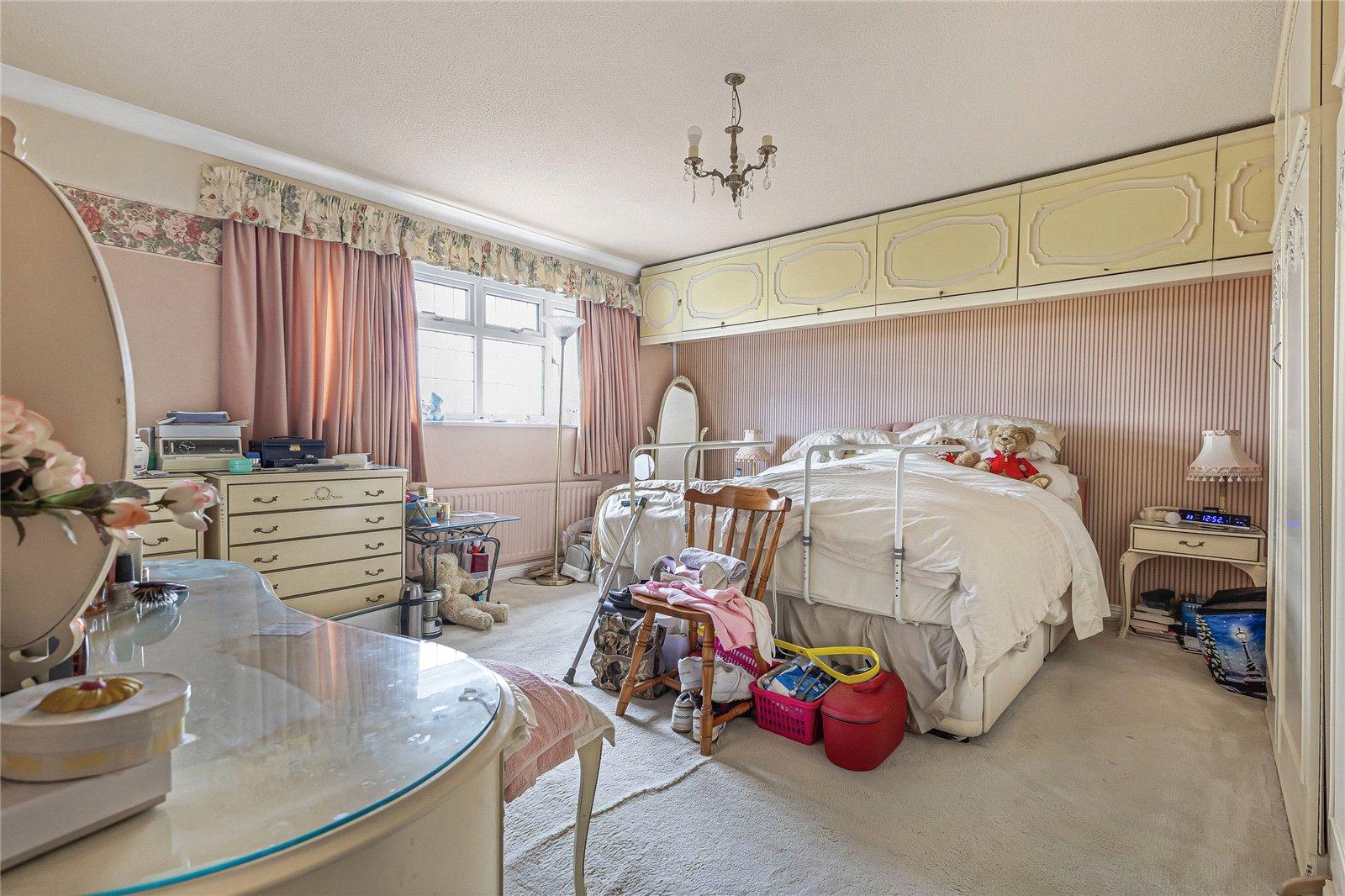 5 bedroom house for sale in Upper Stoke | Robinson Michael & Jackson