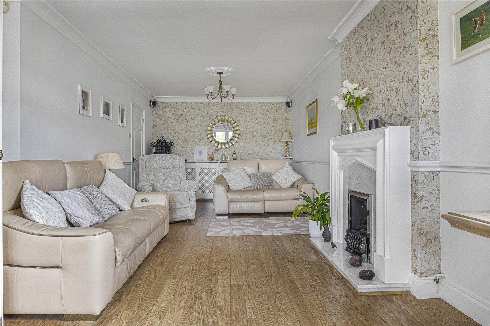 4 bedroom bungalow for sale in Hoo | Robinson Michael & Jackson