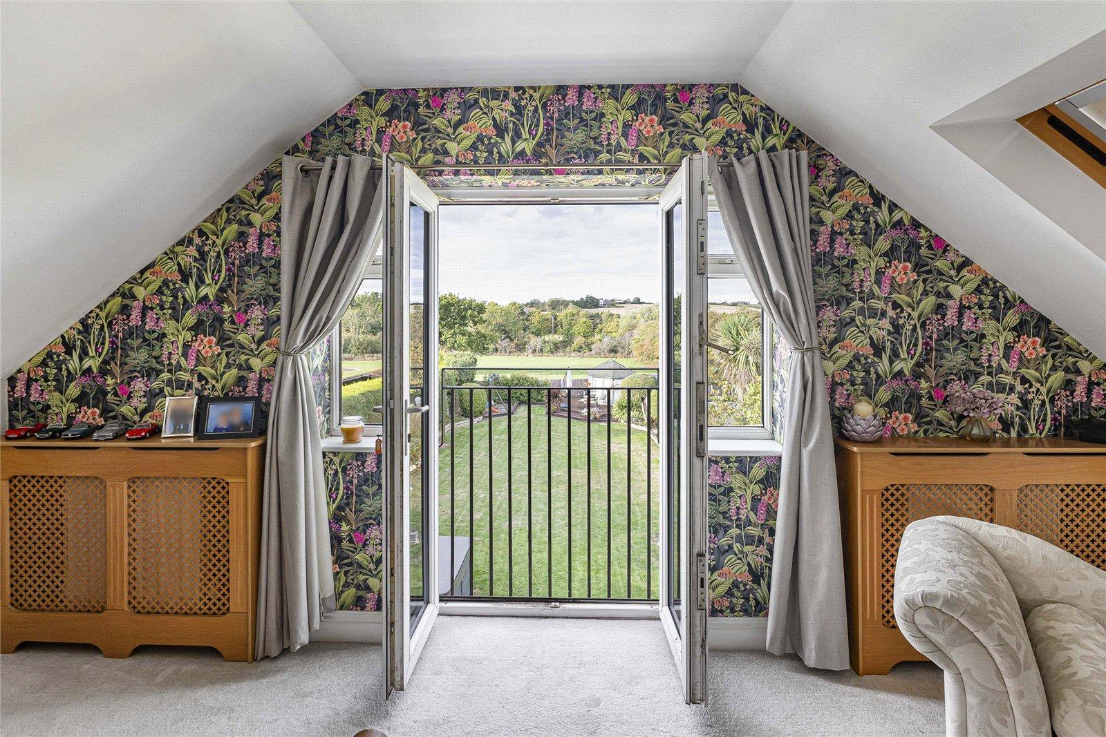 4 bedroom bungalow for sale in Hoo | Robinson Michael & Jackson