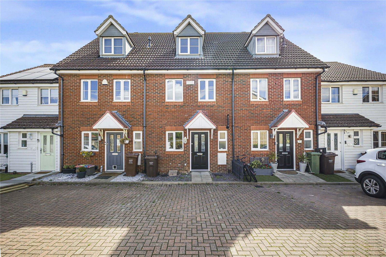 3 bedroom property for sale in Hoo | Robinson Michael & Jackson