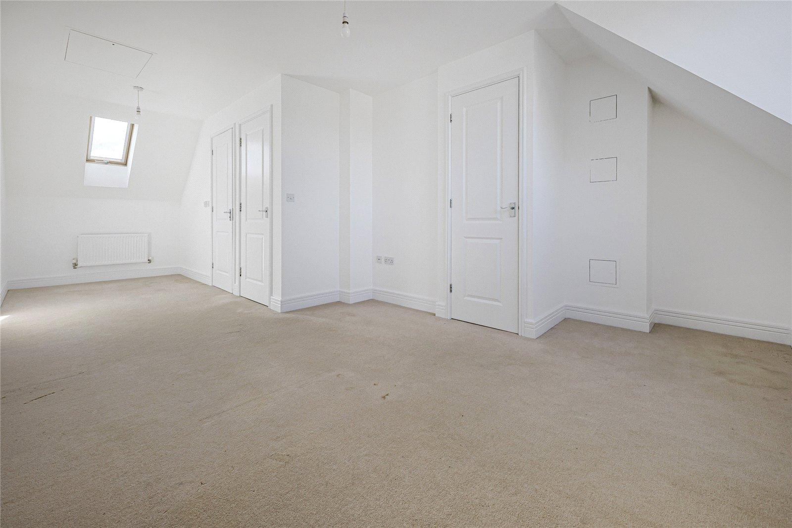 3 bedroom property for sale in Hoo | Robinson Michael & Jackson