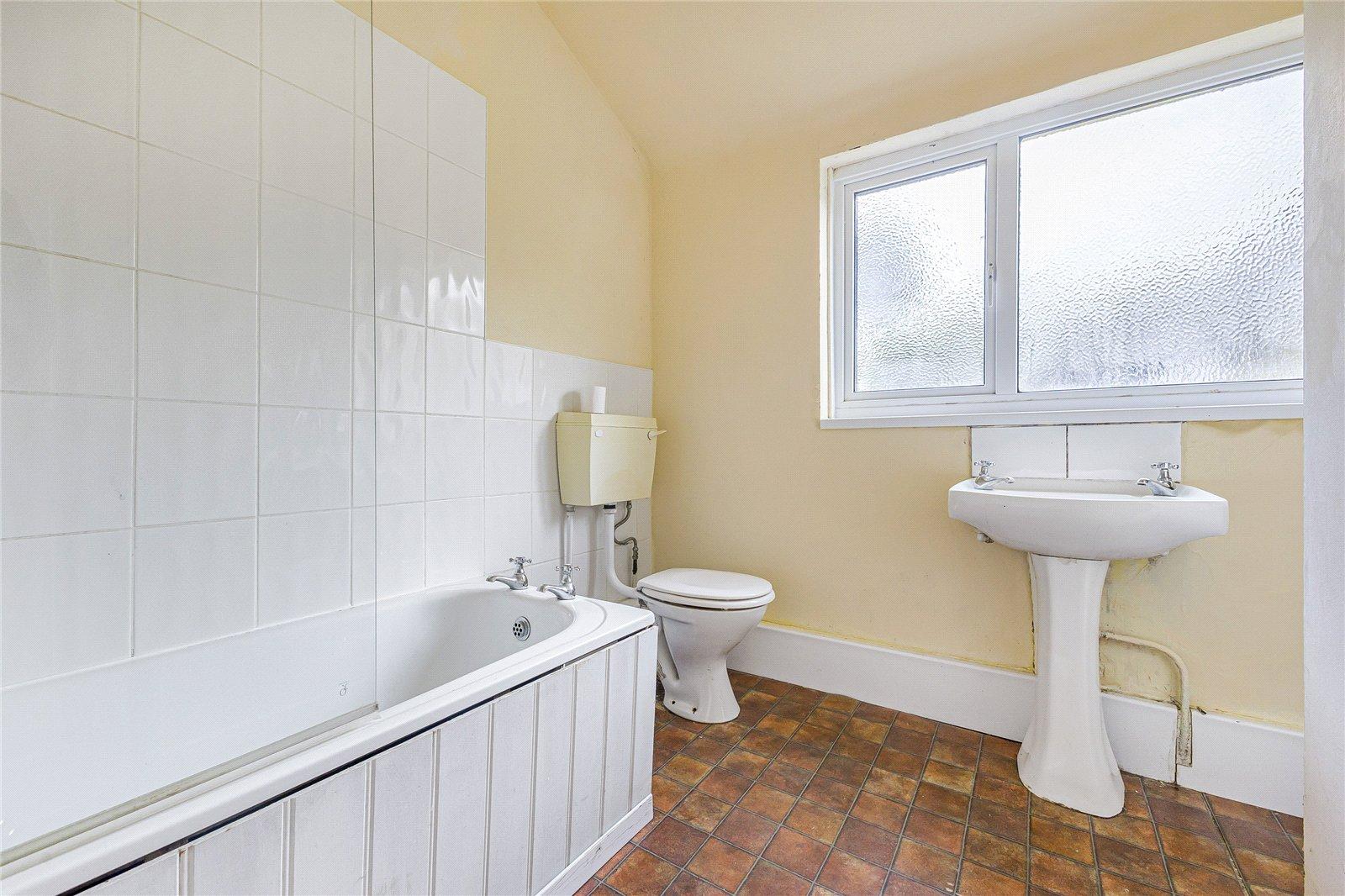 1 bedroom property for sale in Strood | Robinson Michael & Jackson
