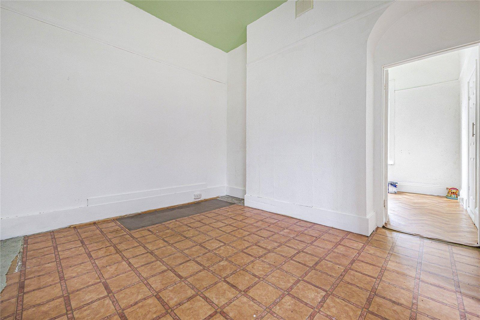1 bedroom property for sale in Strood | Robinson Michael & Jackson