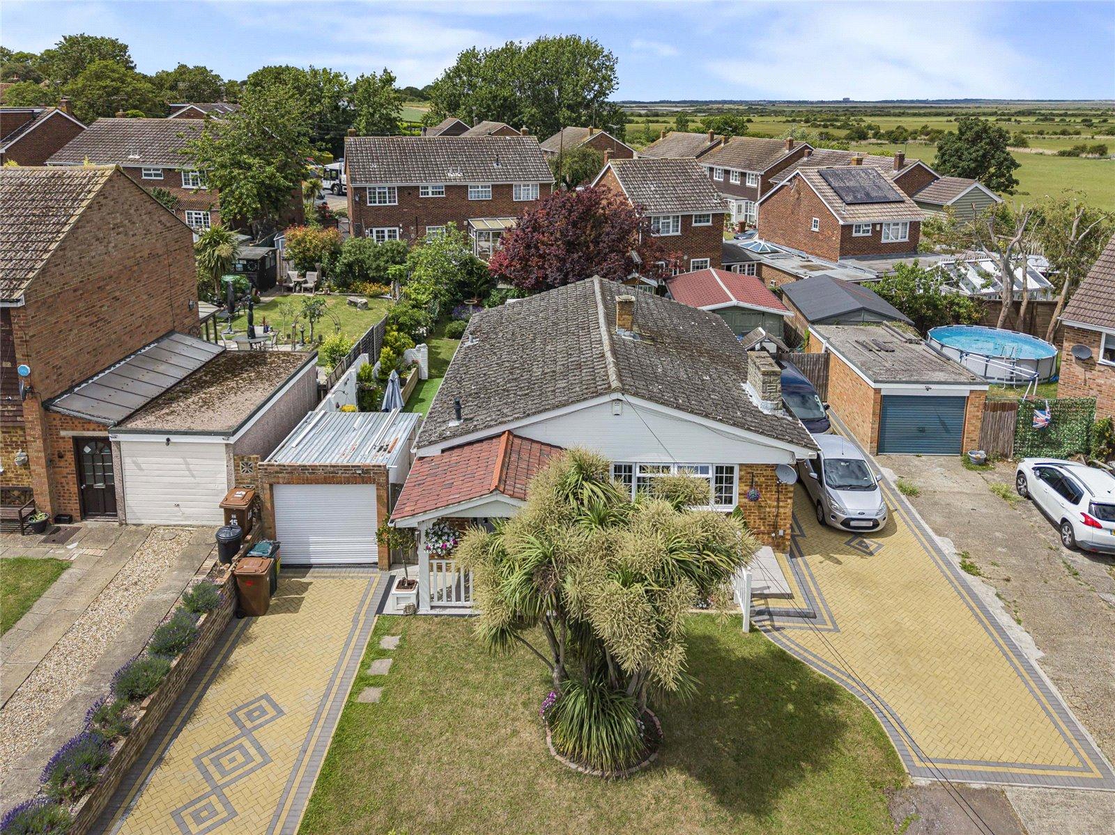 2 bedroom bungalow for sale in Cliffe | Robinson Michael & Jackson