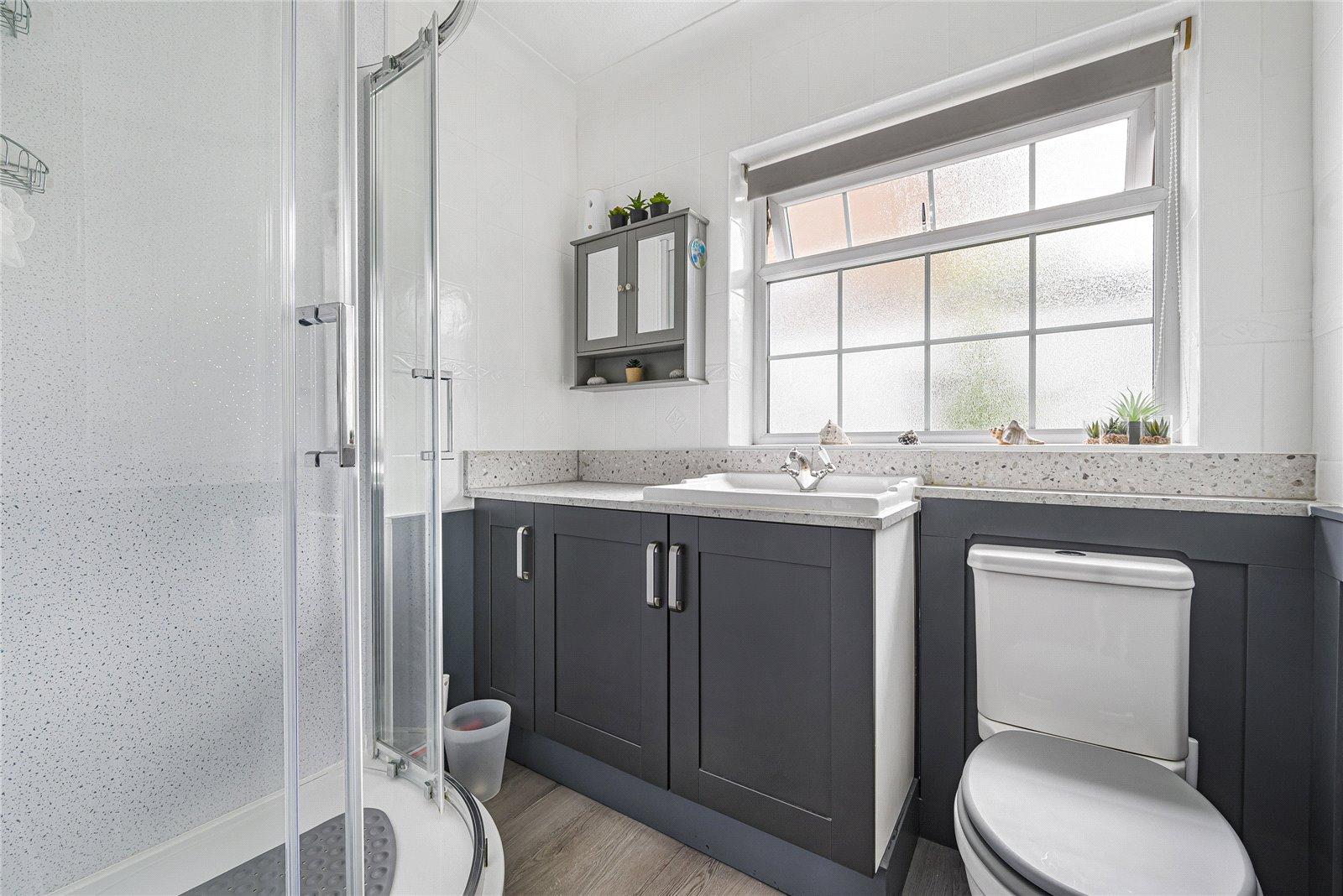 2 bedroom bungalow for sale in Cliffe | Robinson Michael & Jackson