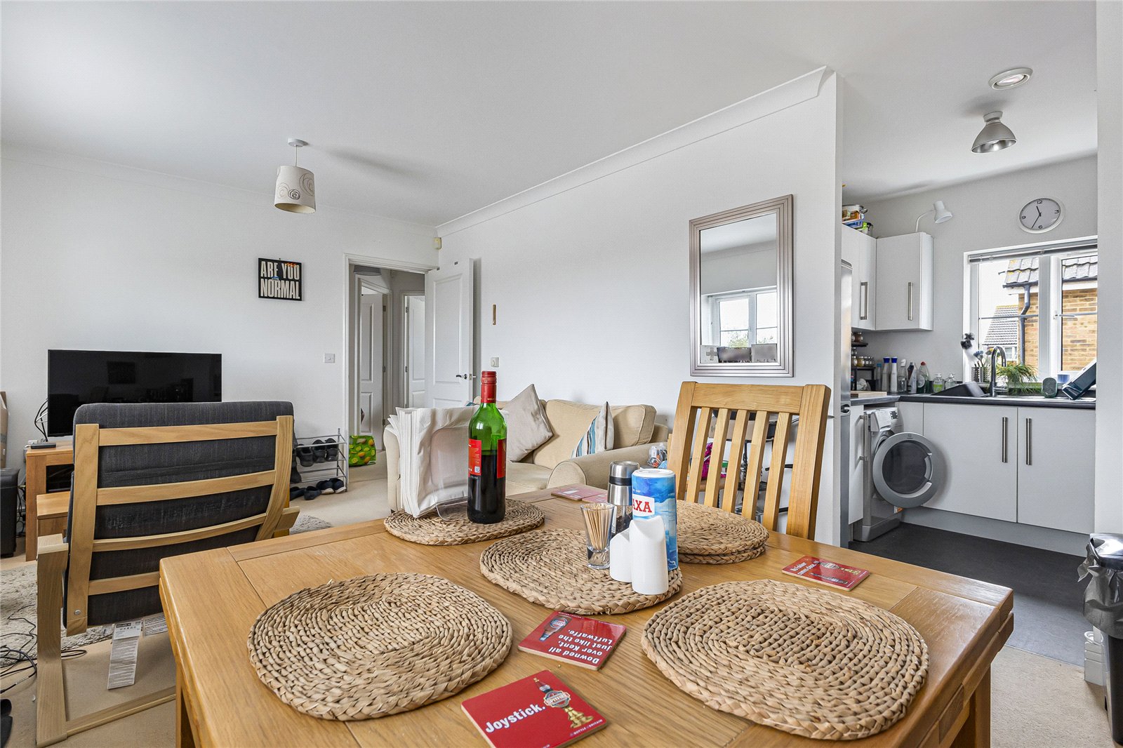 2 bedroom property for sale in Hoo | Robinson Michael & Jackson