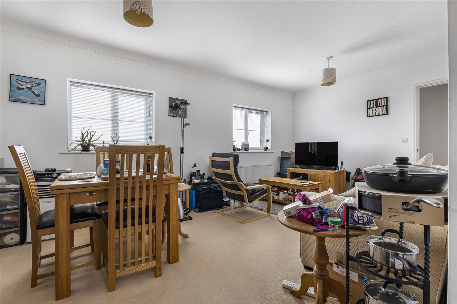 2 bedroom property for sale in Hoo | Robinson Michael & Jackson