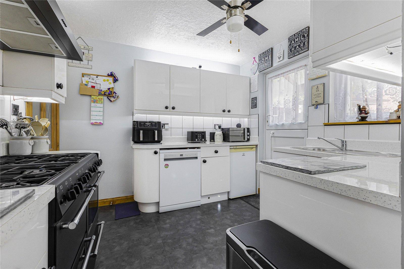 3 bedroom house for sale in Cuxton | Robinson Michael & Jackson