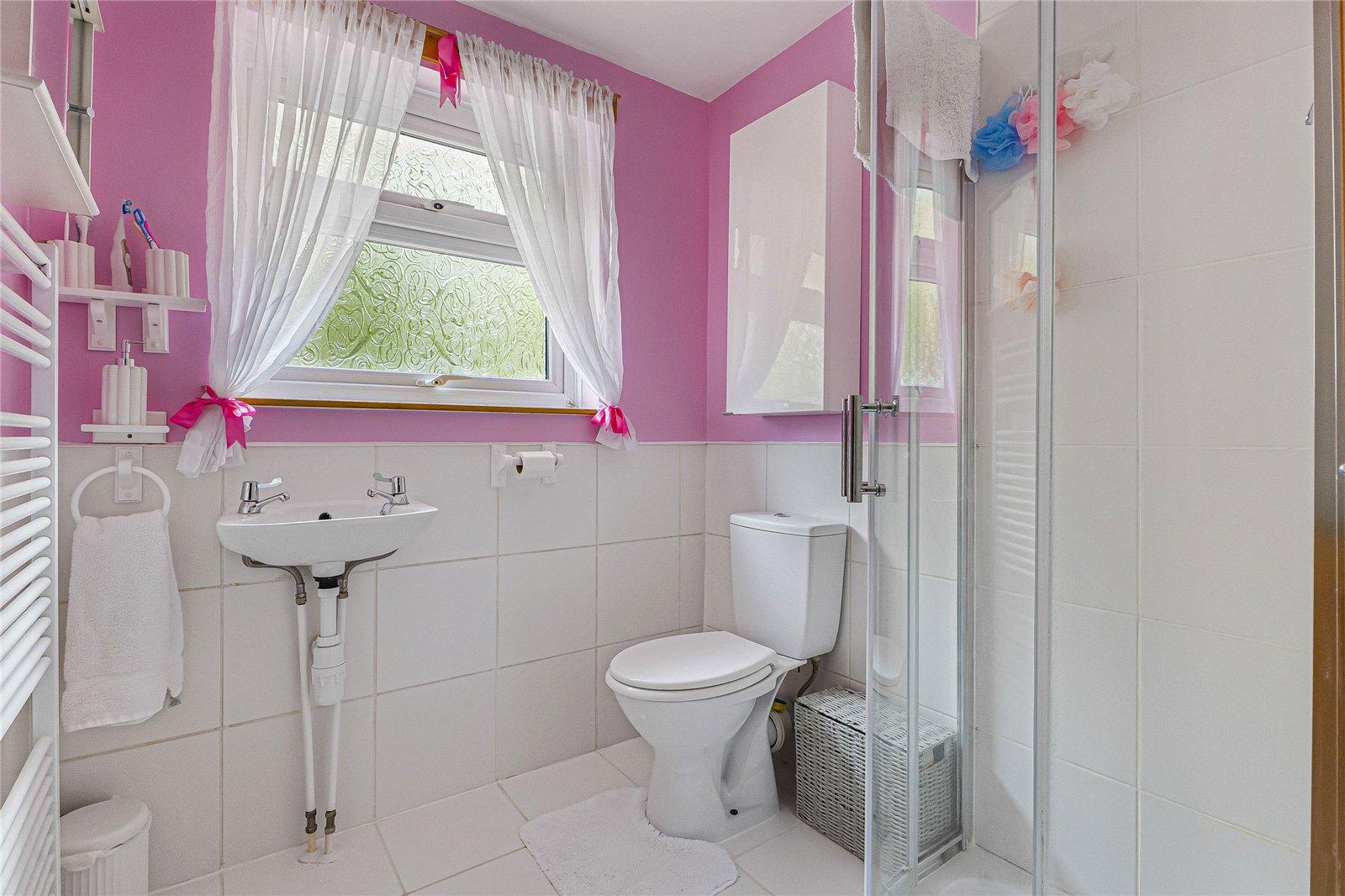 3 bedroom house for sale in Cuxton | Robinson Michael & Jackson