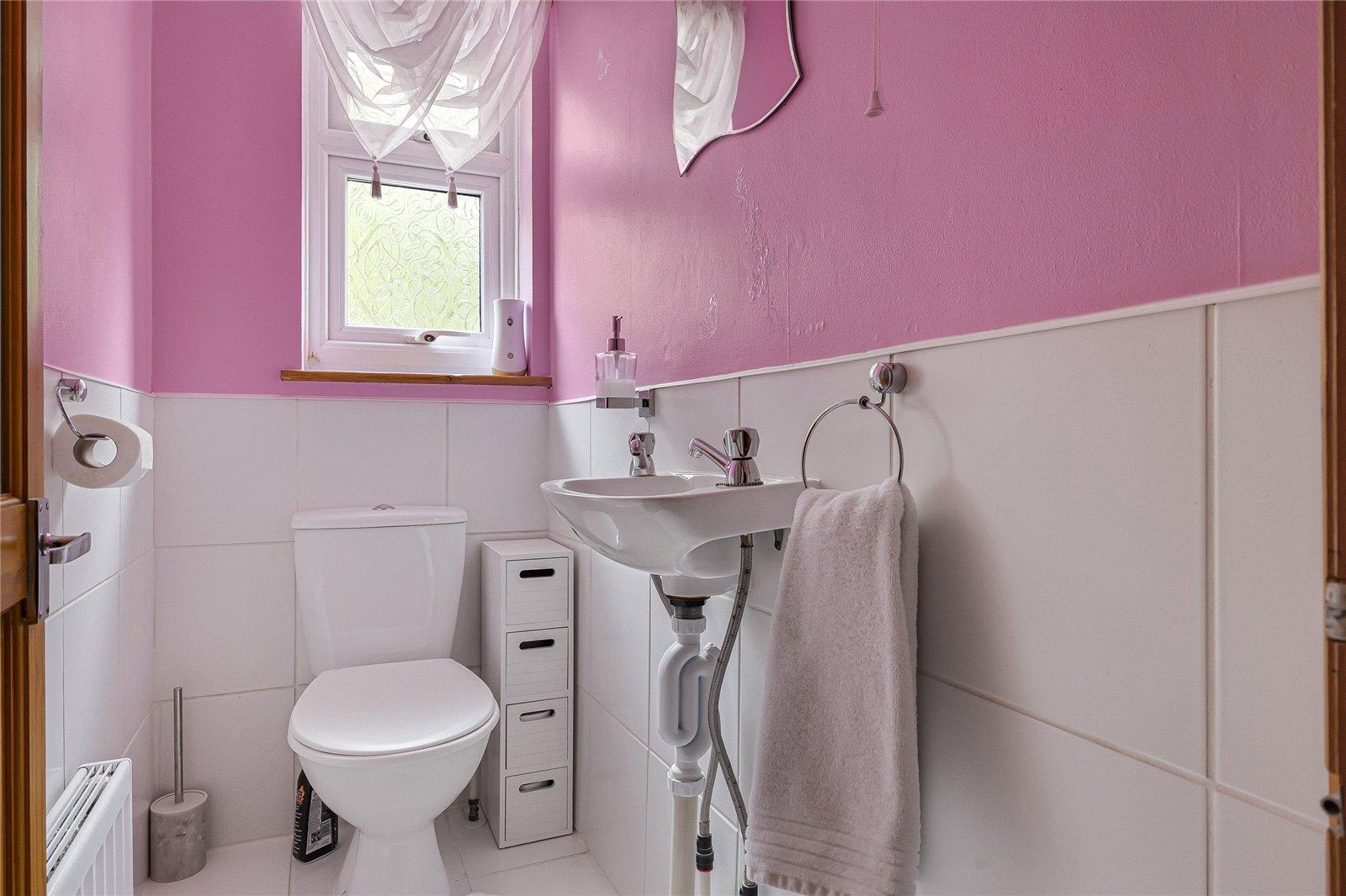 3 bedroom house for sale in Cuxton | Robinson Michael & Jackson