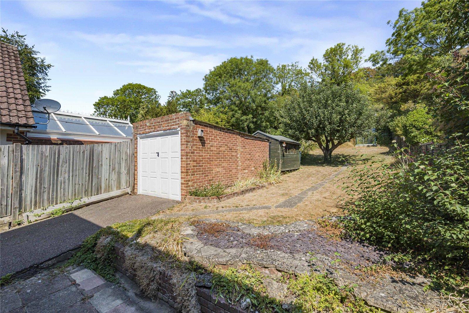 3 bedroom house for sale in Cuxton | Robinson Michael & Jackson