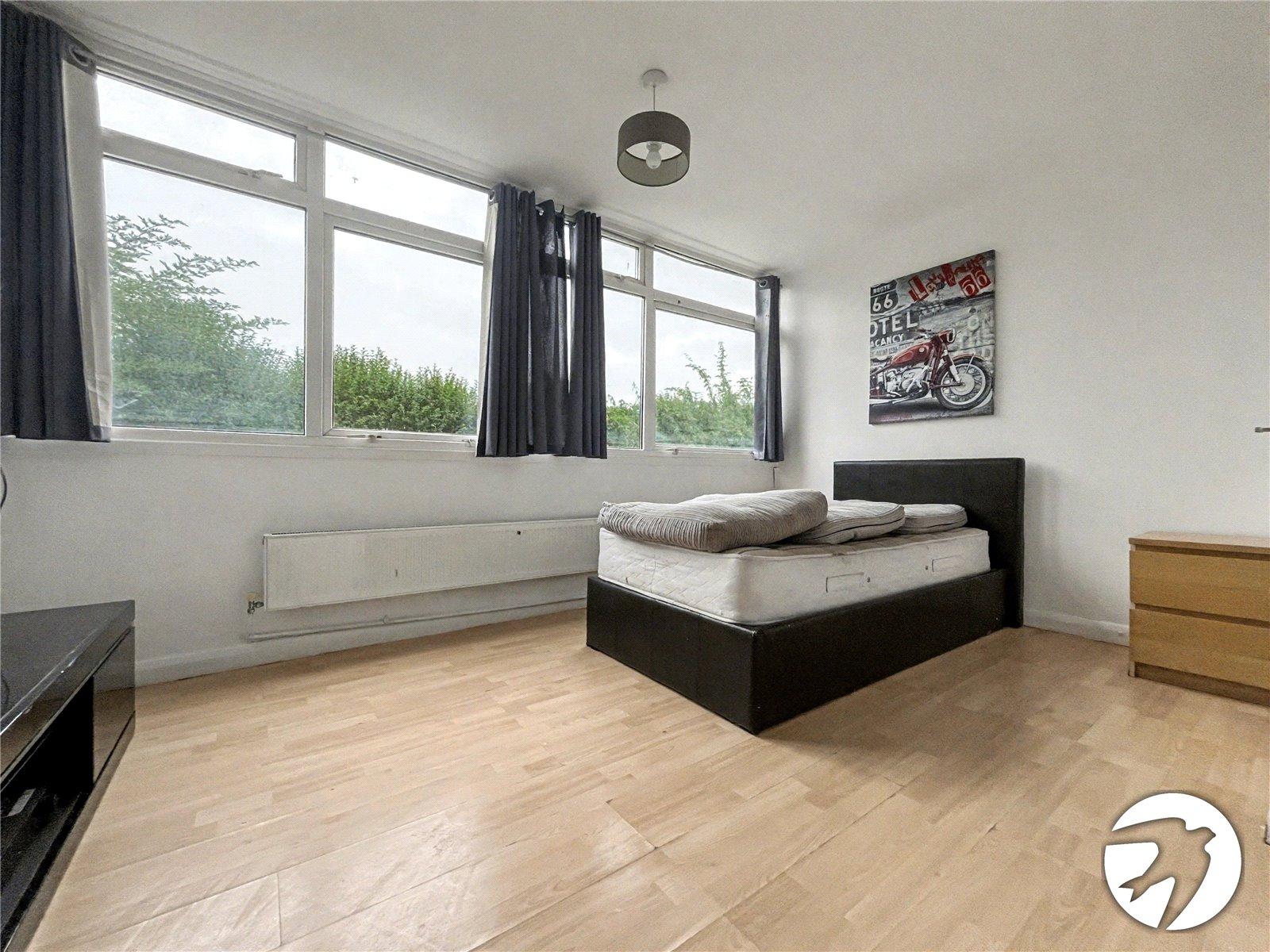 2 bedroom property for sale in Rochester | Robinson Michael & Jackson