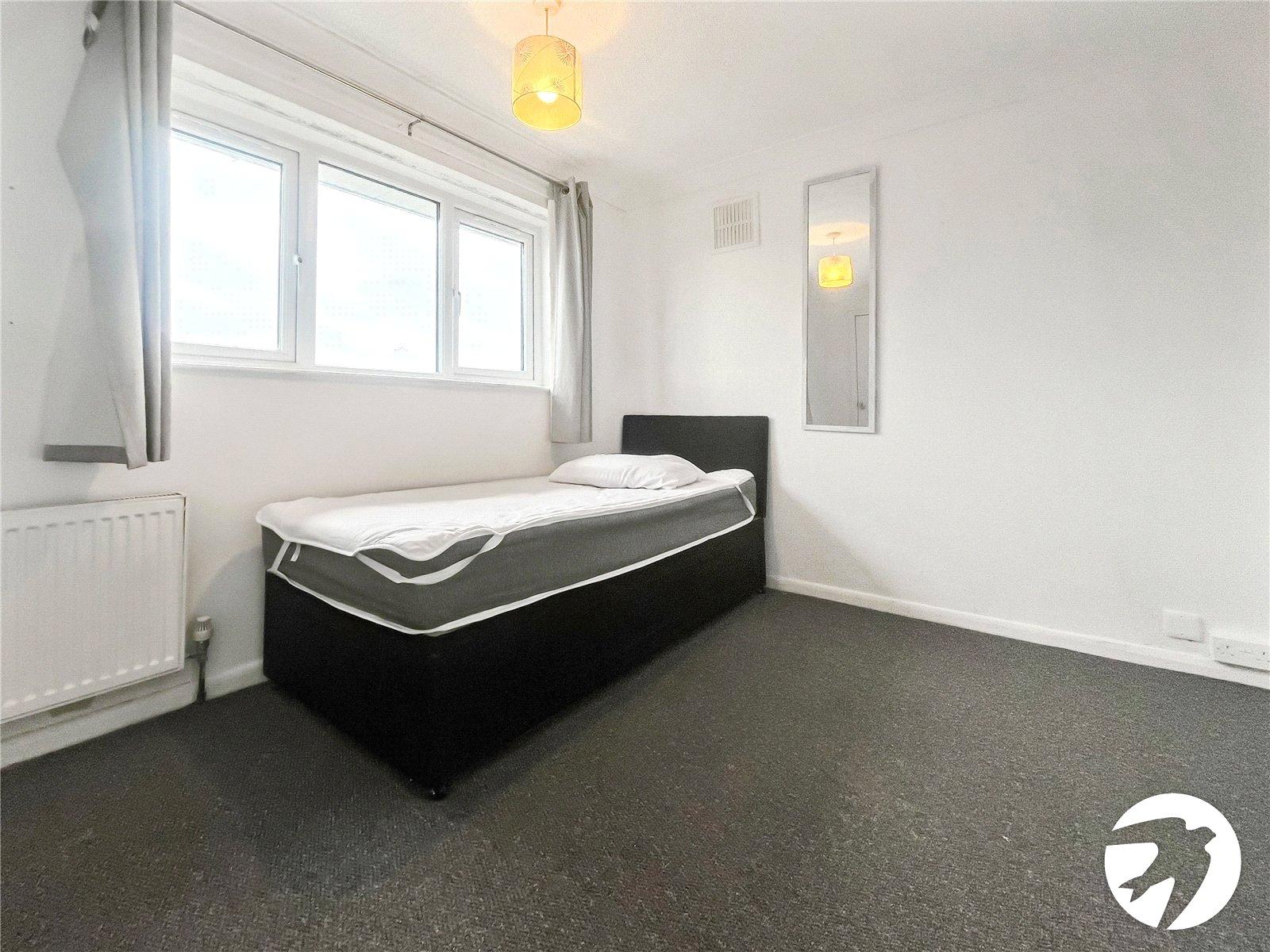 3 bedroom house for sale in Rochester | Robinson Michael & Jackson