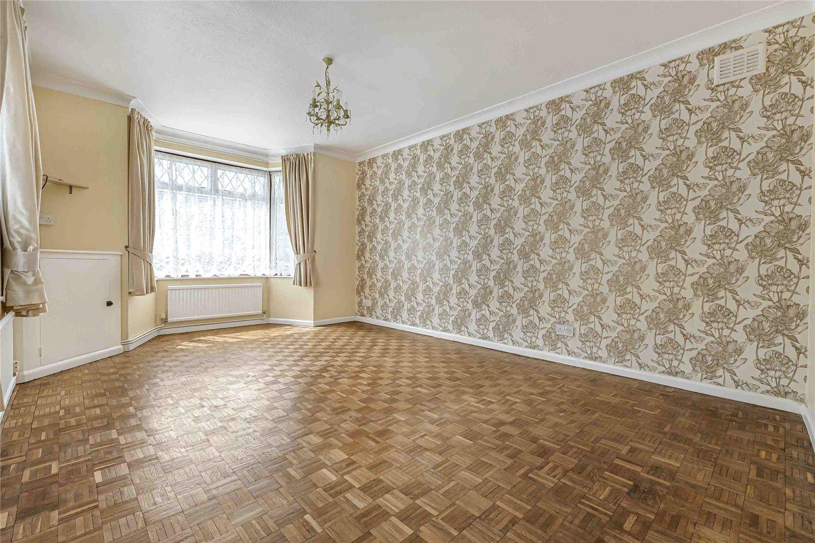 3 bedroom bungalow for sale in Rochester | Robinson Michael & Jackson