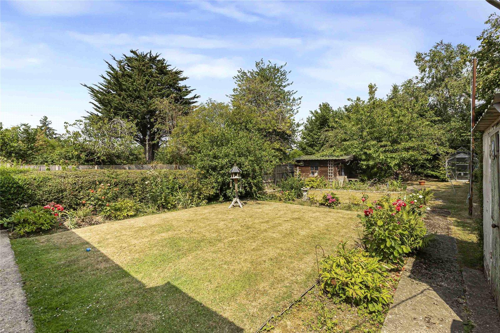 3 bedroom bungalow for sale in Rochester | Robinson Michael & Jackson