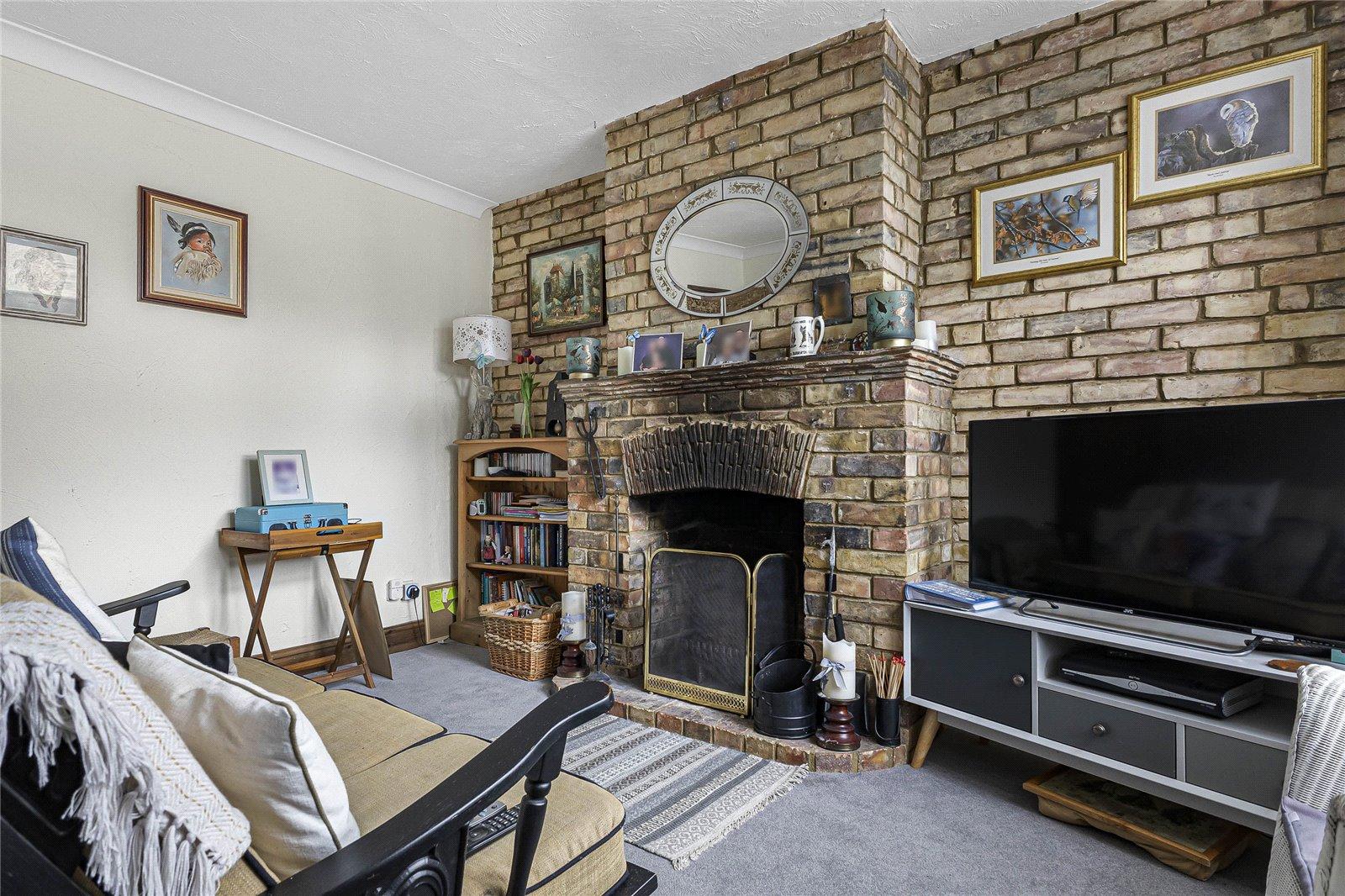 3 bedroom house for sale in Cuxton | Robinson Michael & Jackson