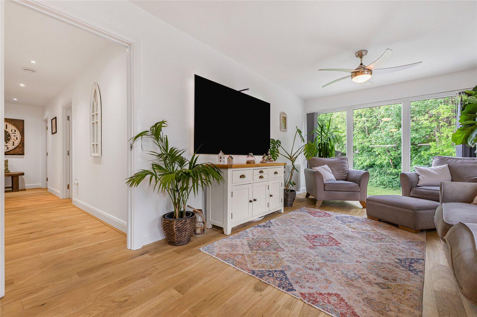 2 bedroom property for sale in Upnor Road | Robinson Michael & Jackson