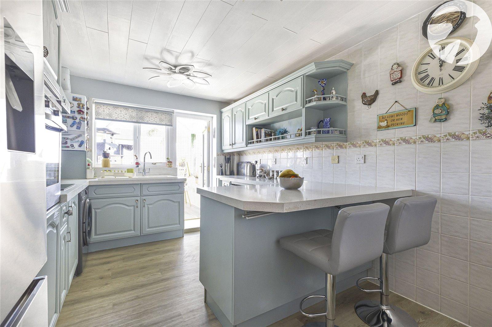 2 bedroom bungalow for sale in Strood | Robinson Michael & Jackson