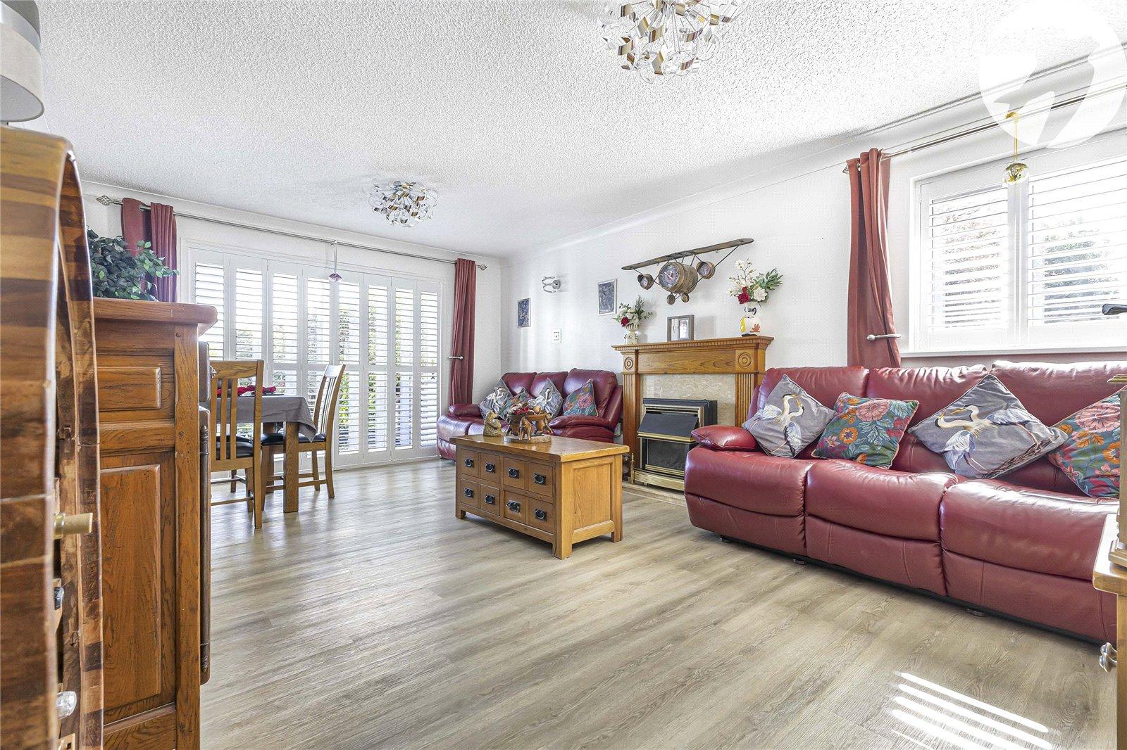 2 bedroom bungalow for sale in Strood | Robinson Michael & Jackson