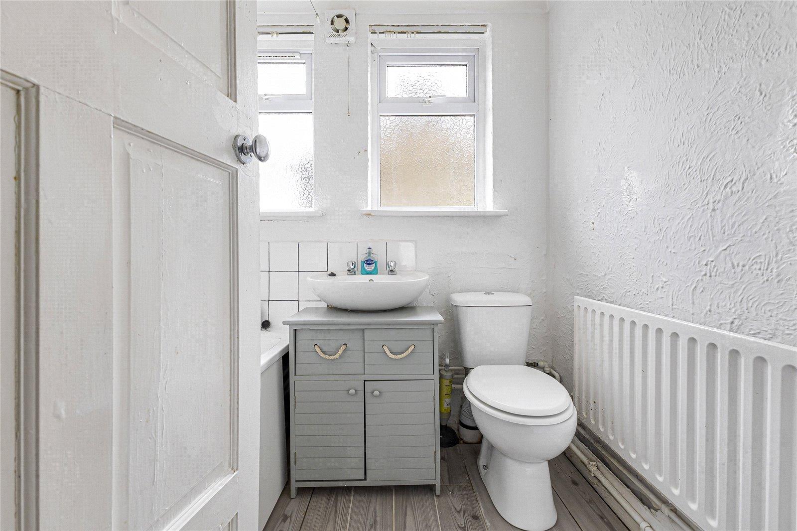 2 bedroom house for sale in Strood | Robinson Michael & Jackson