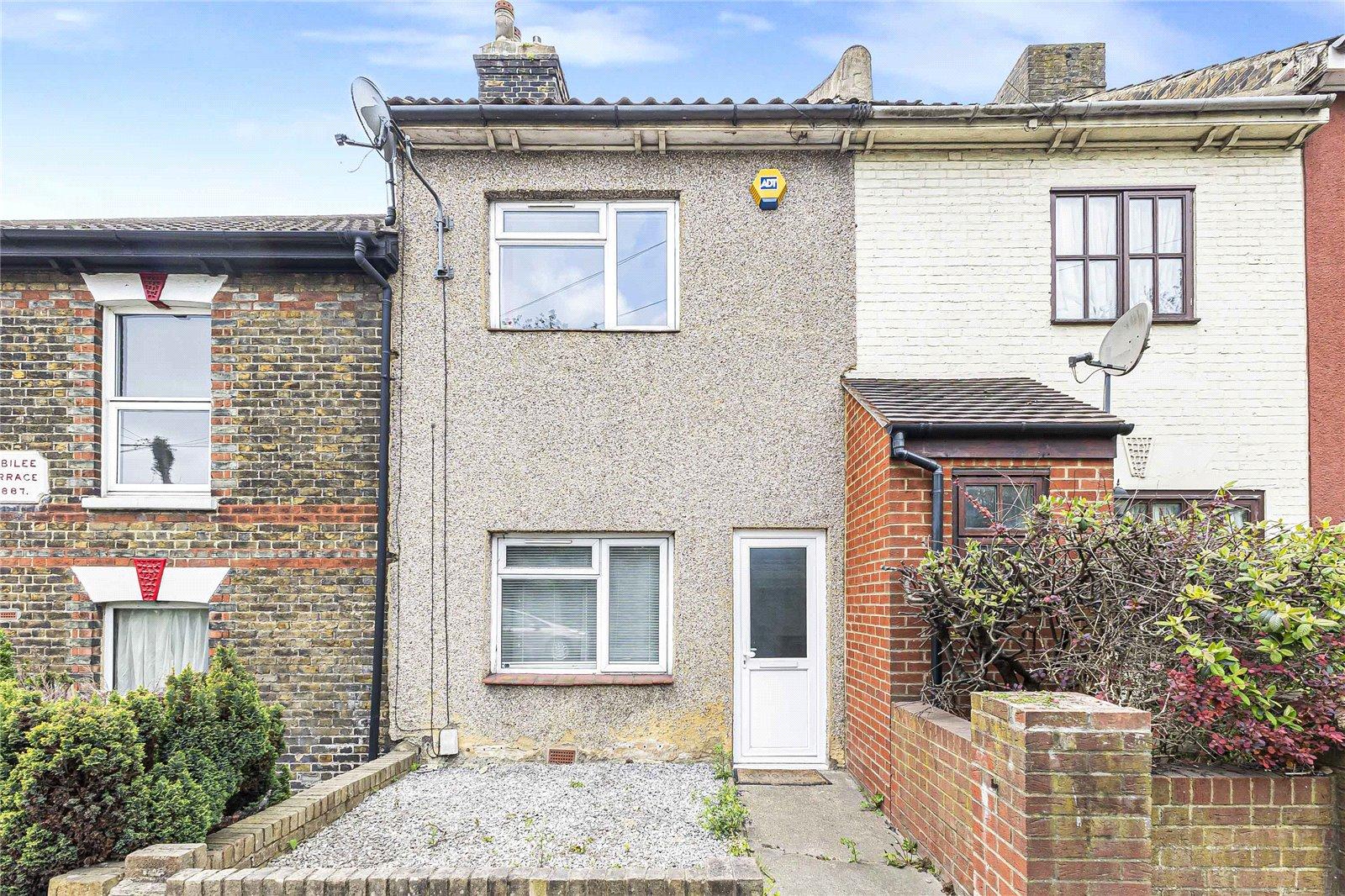 2 bedroom house for sale in Strood | Robinson Michael & Jackson