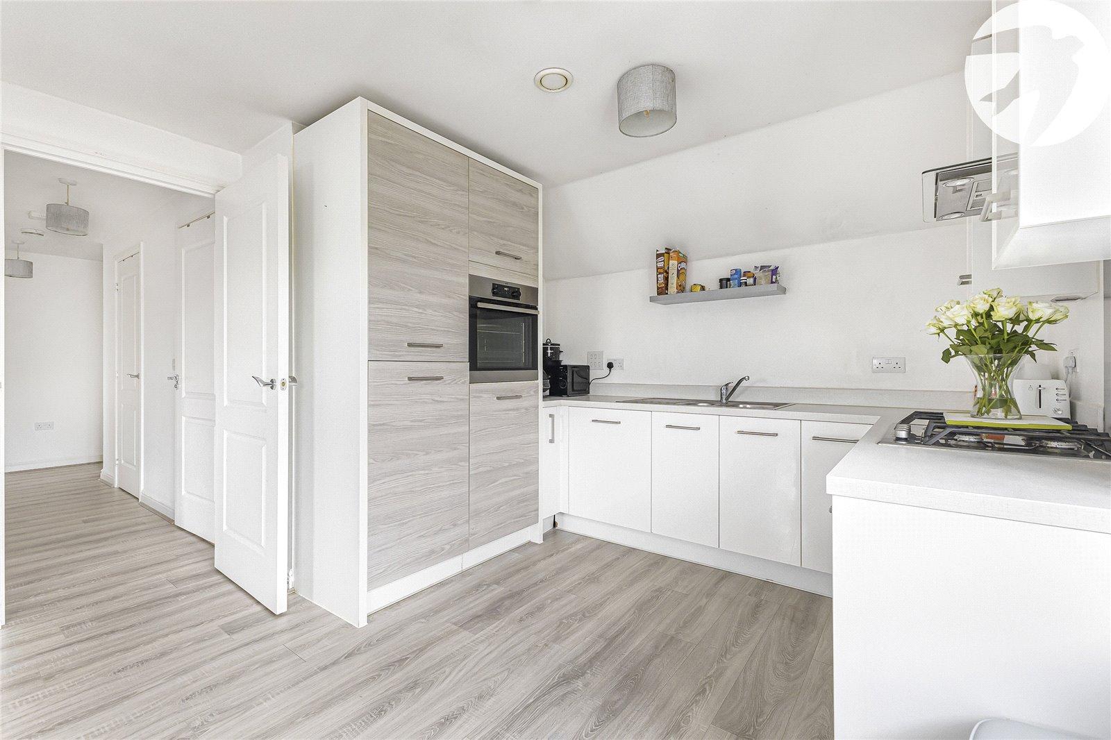 2 bedroom property for sale in Halling | Robinson Michael & Jackson
