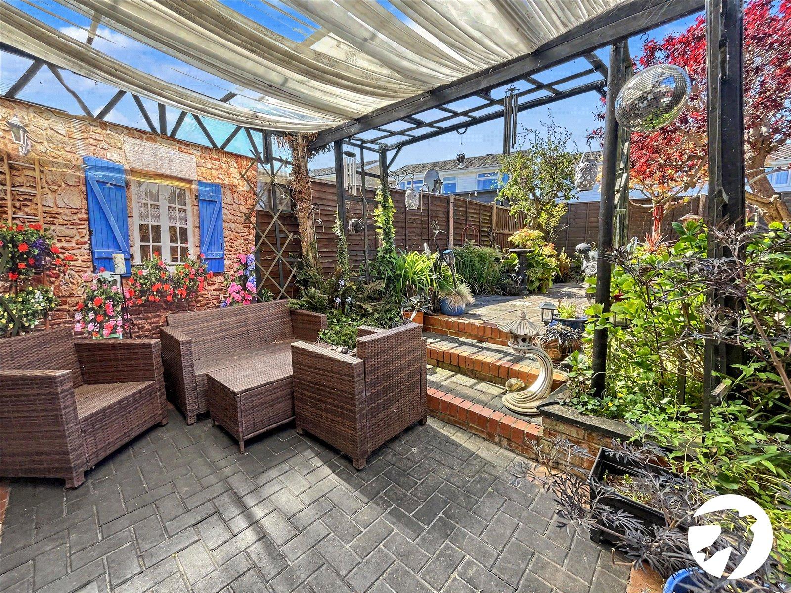 3 bedroom bungalow for sale in Rochester | Robinson Michael & Jackson