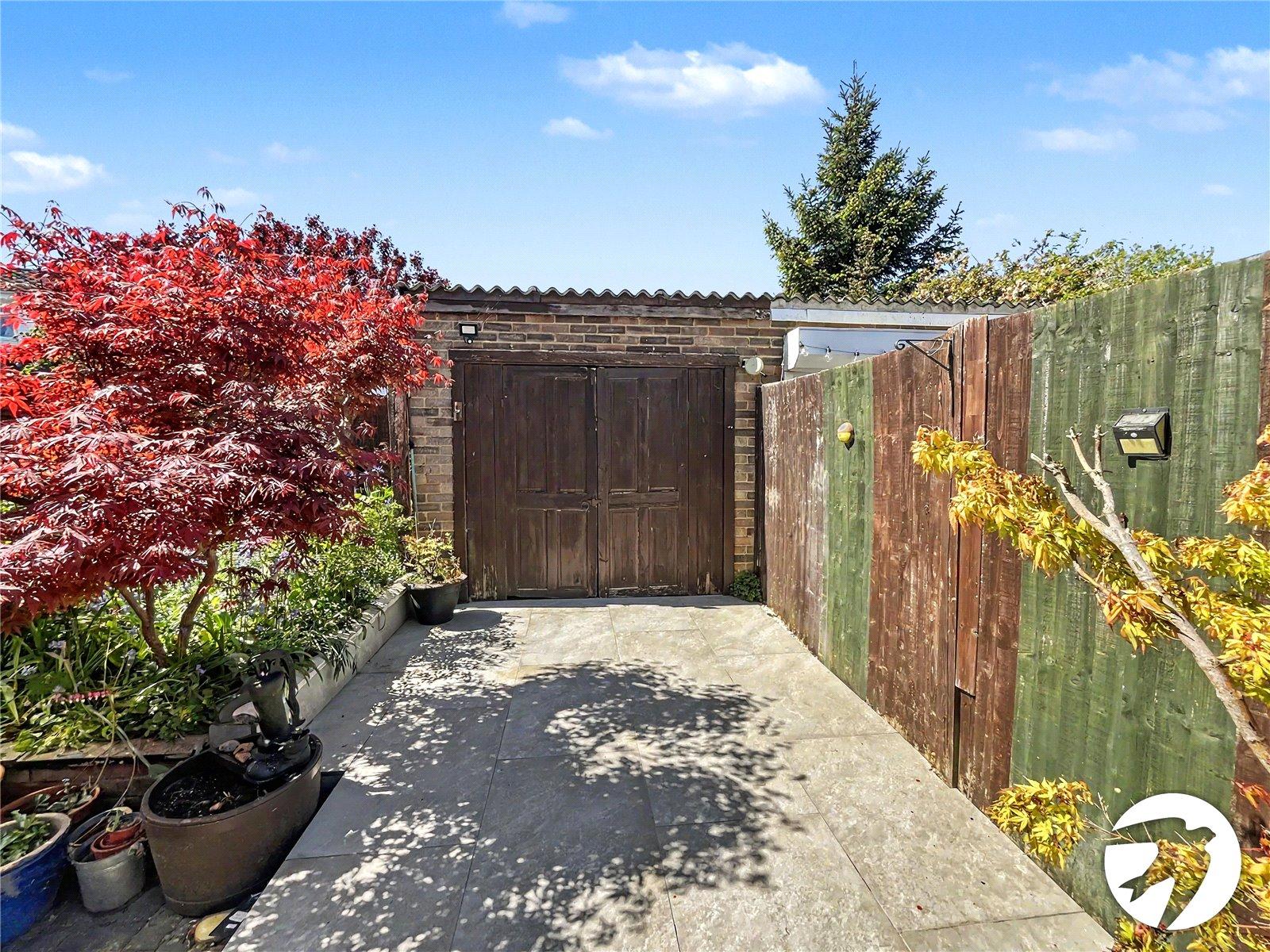 3 bedroom bungalow for sale in Rochester | Robinson Michael & Jackson