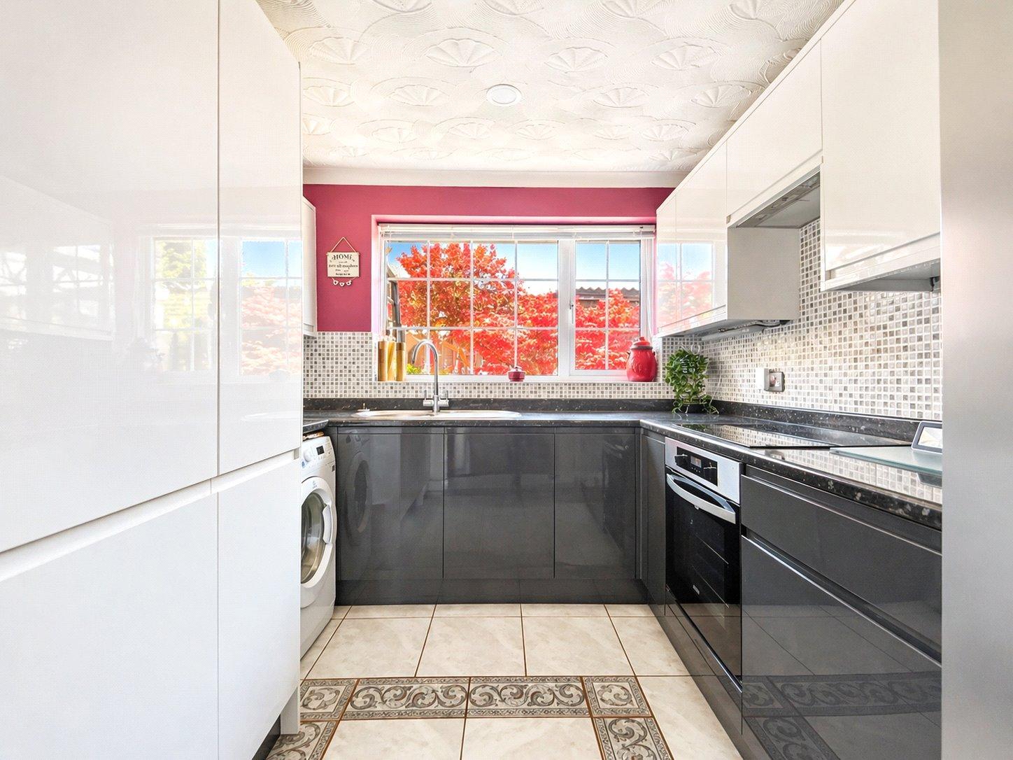 3 bedroom bungalow for sale in Rochester | Robinson Michael & Jackson
