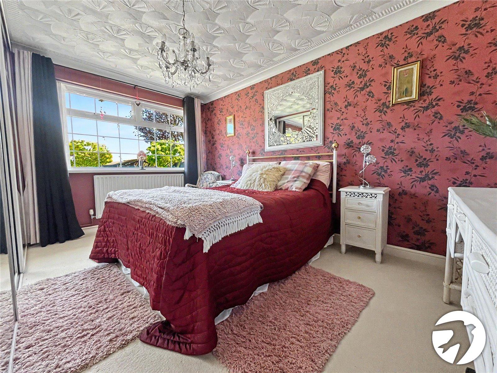 3 bedroom bungalow for sale in Rochester | Robinson Michael & Jackson