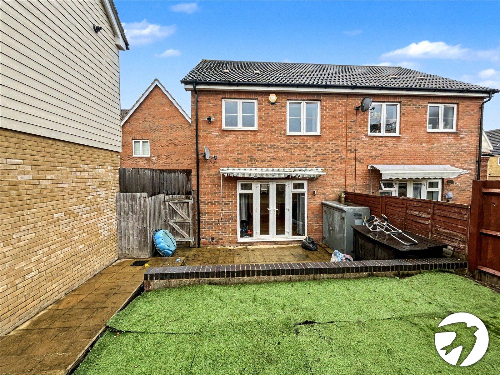2 bedroom house for sale in Hoo | Robinson Michael & Jackson