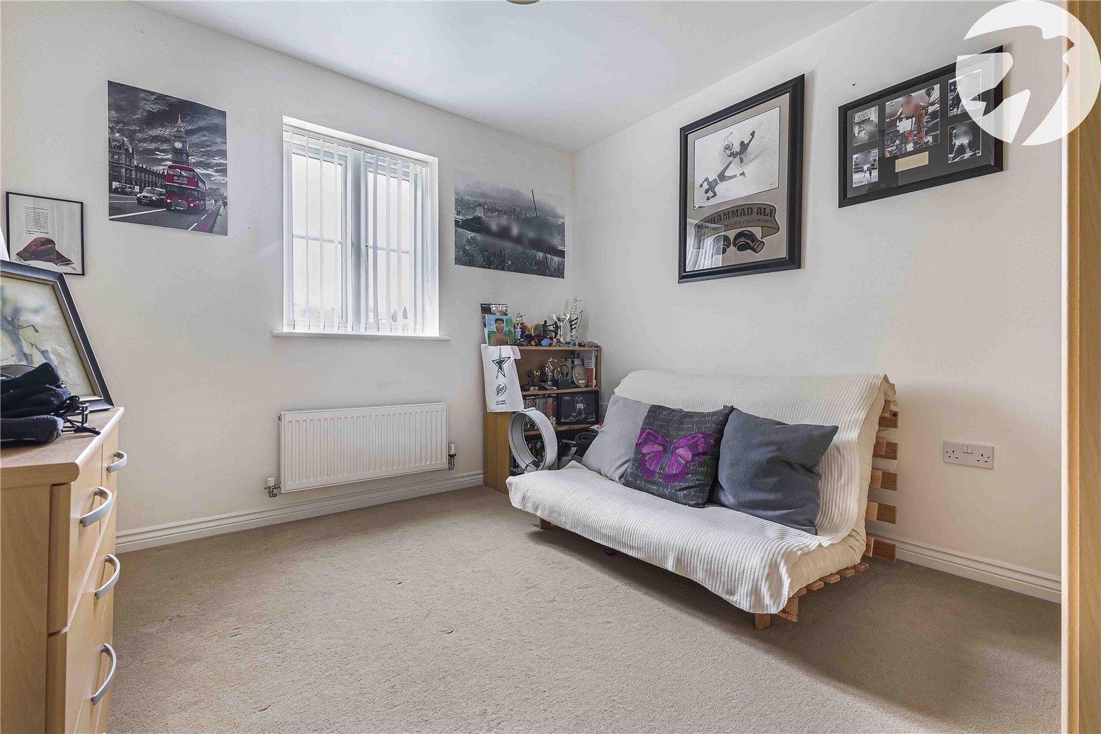2 bedroom property for sale in Silver Streak Way | Robinson Michael & Jackson