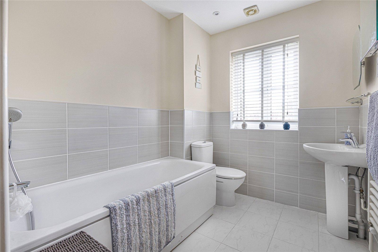 3 bedroom house for sale in Wainscott | Robinson Michael & Jackson