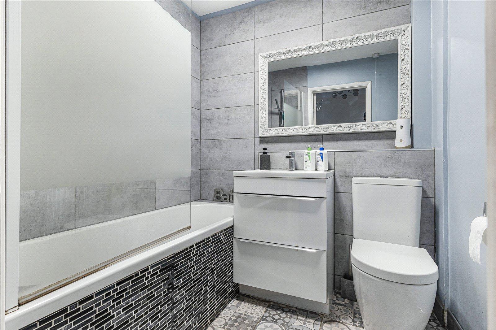 2 bedroom house for sale in Rochester | Robinson Michael & Jackson
