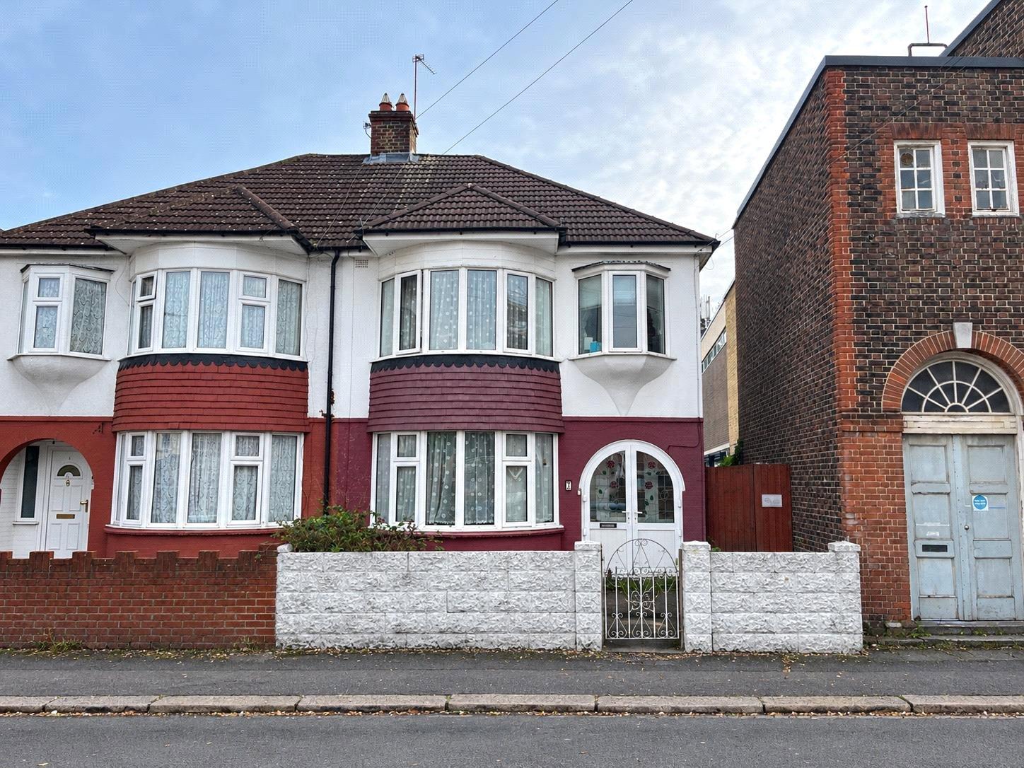 3 bedroom house for sale in Strood | Robinson Michael & Jackson