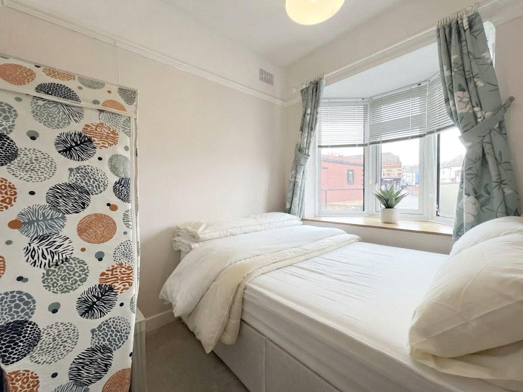 3 bedroom house for sale in Strood | Robinson Michael & Jackson