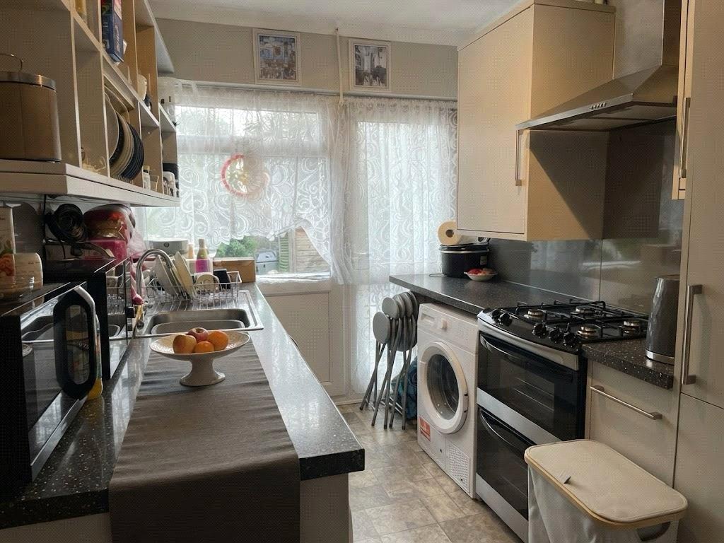3 bedroom house for sale in Strood | Robinson Michael & Jackson