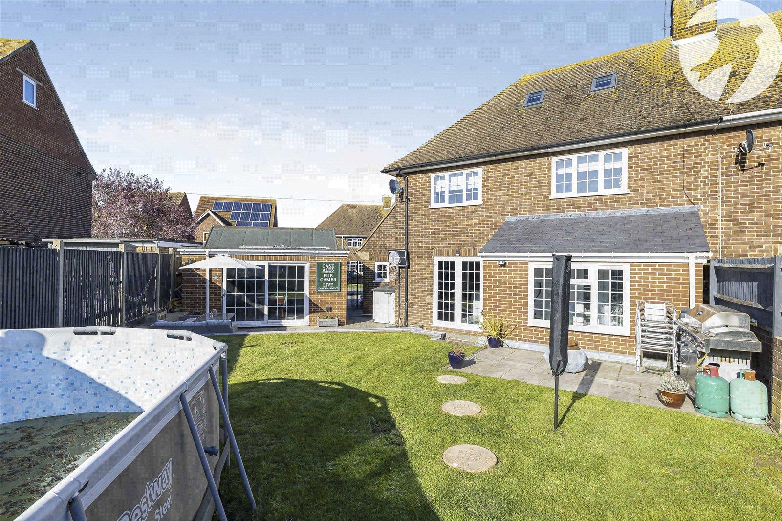 3 bedroom house for sale in Cliffe | Robinson Michael & Jackson