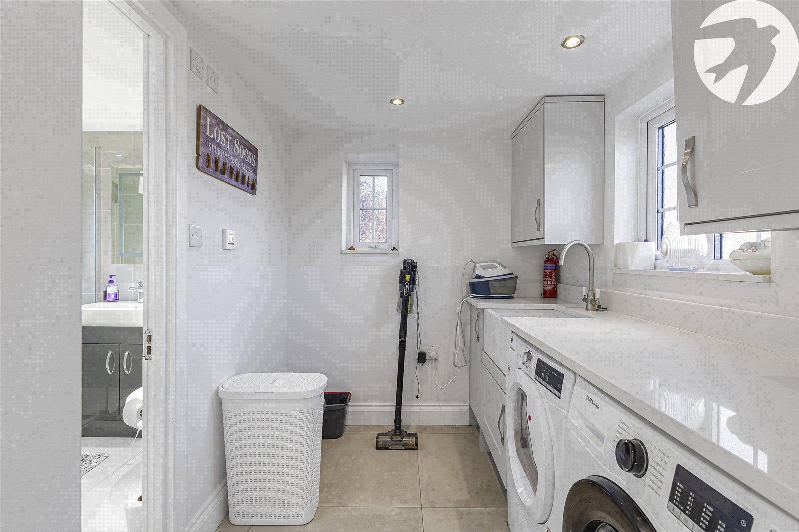3 bedroom house for sale in Cliffe | Robinson Michael & Jackson