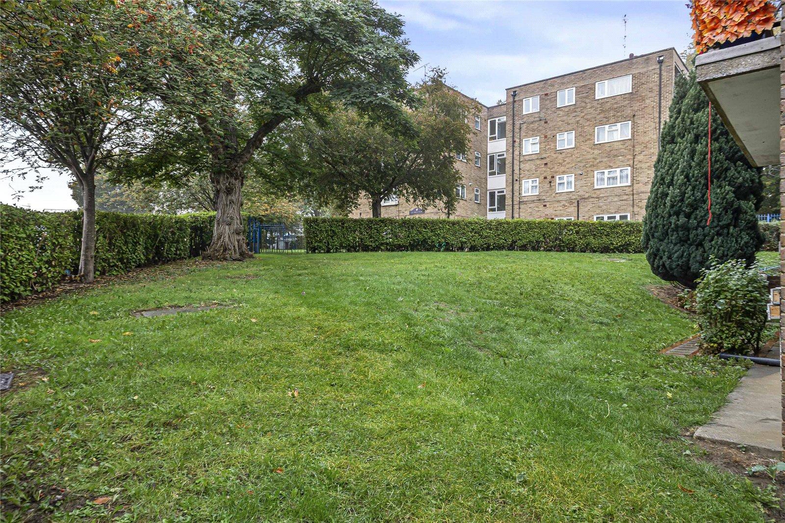 1 bedroom property for sale in Rochester | Robinson Michael & Jackson
