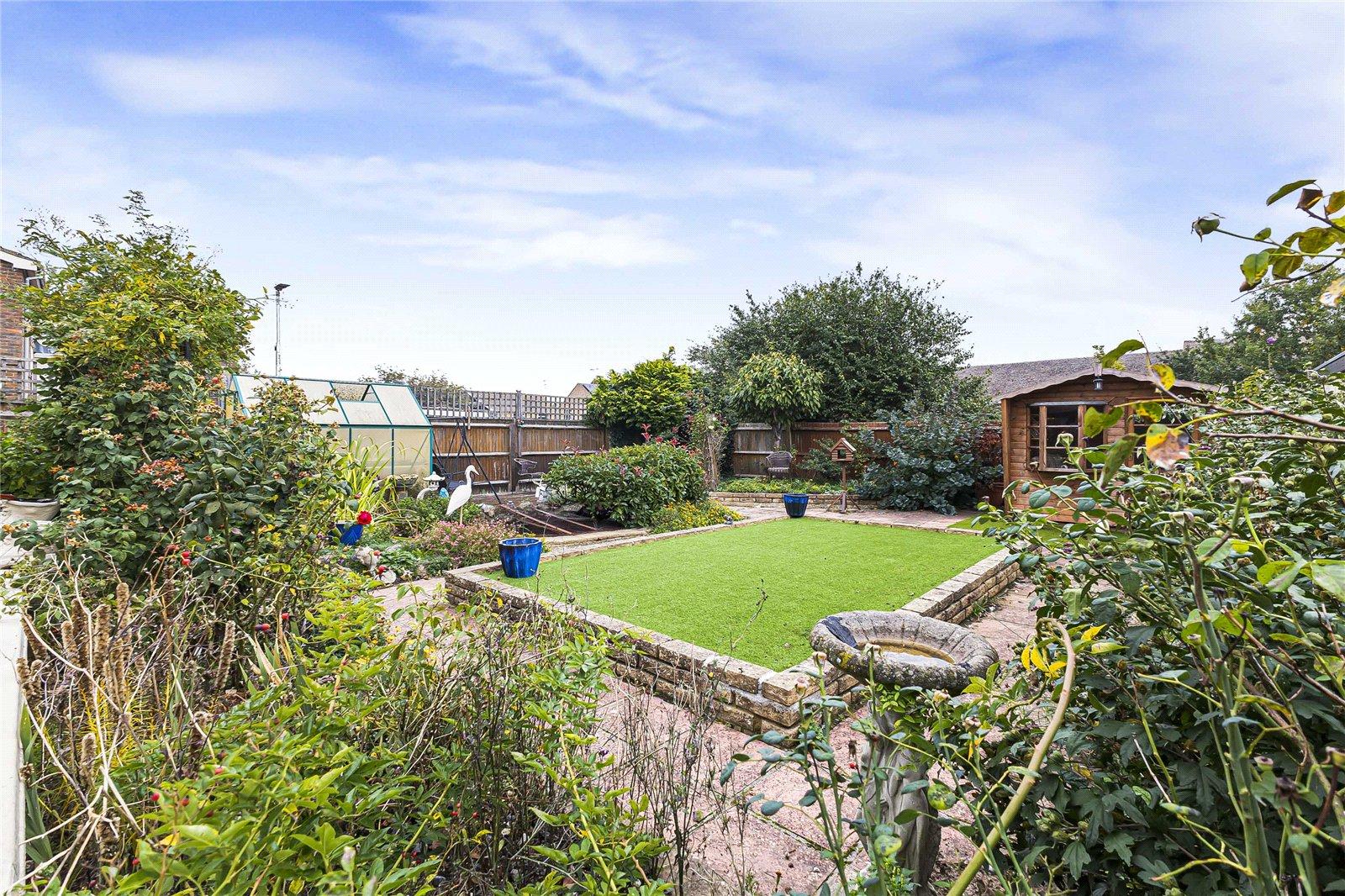 4 bedroom house for sale in Cliffe | Robinson Michael & Jackson