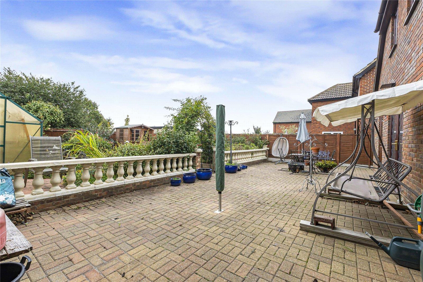 4 bedroom house for sale in Cliffe | Robinson Michael & Jackson