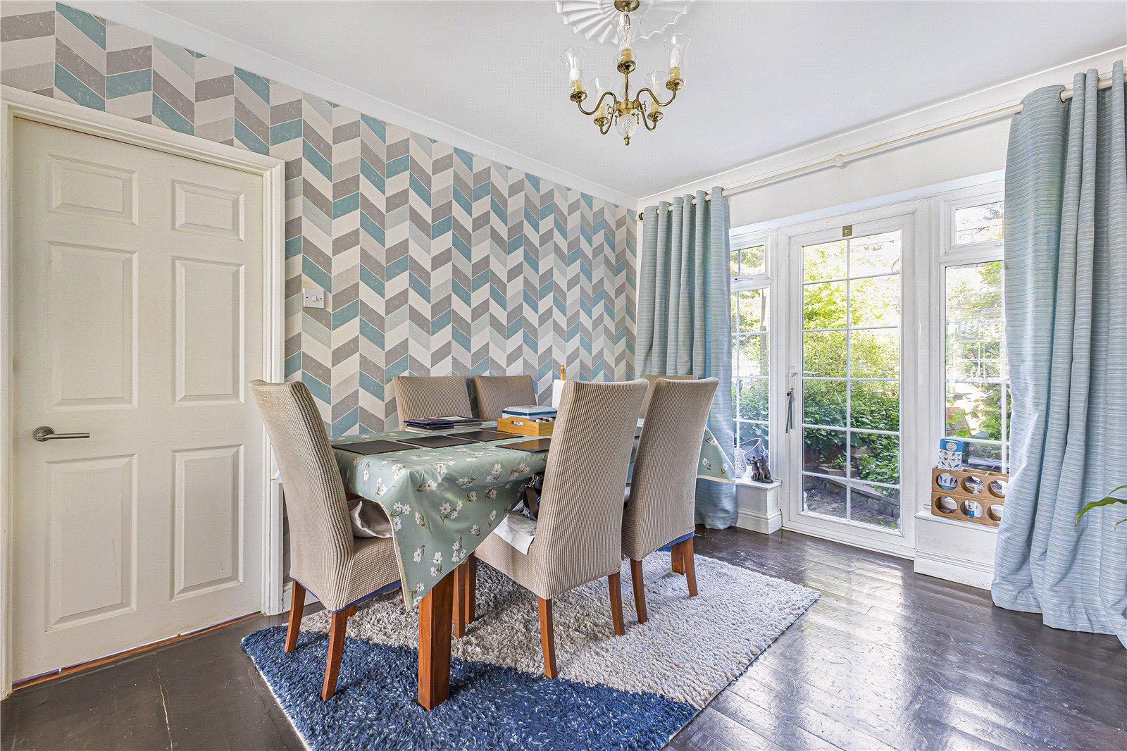 3 bedroom house for sale in Hextable | Robinson Jackson