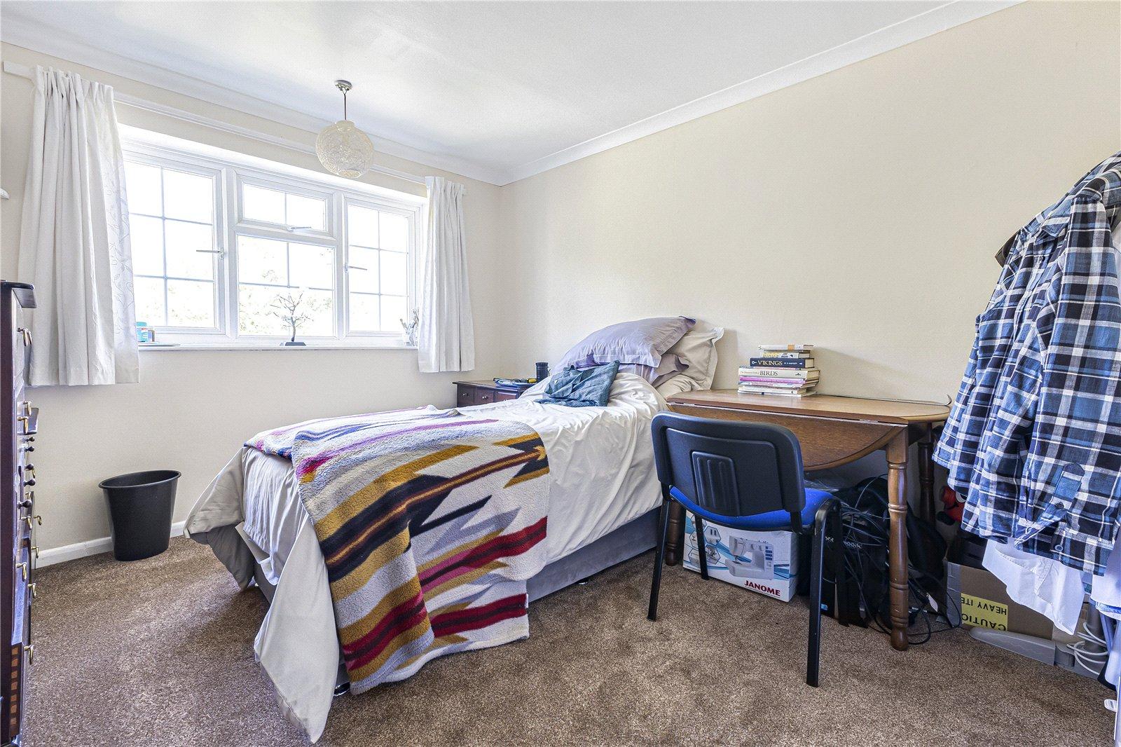 3 bedroom house for sale in Hextable | Robinson Jackson