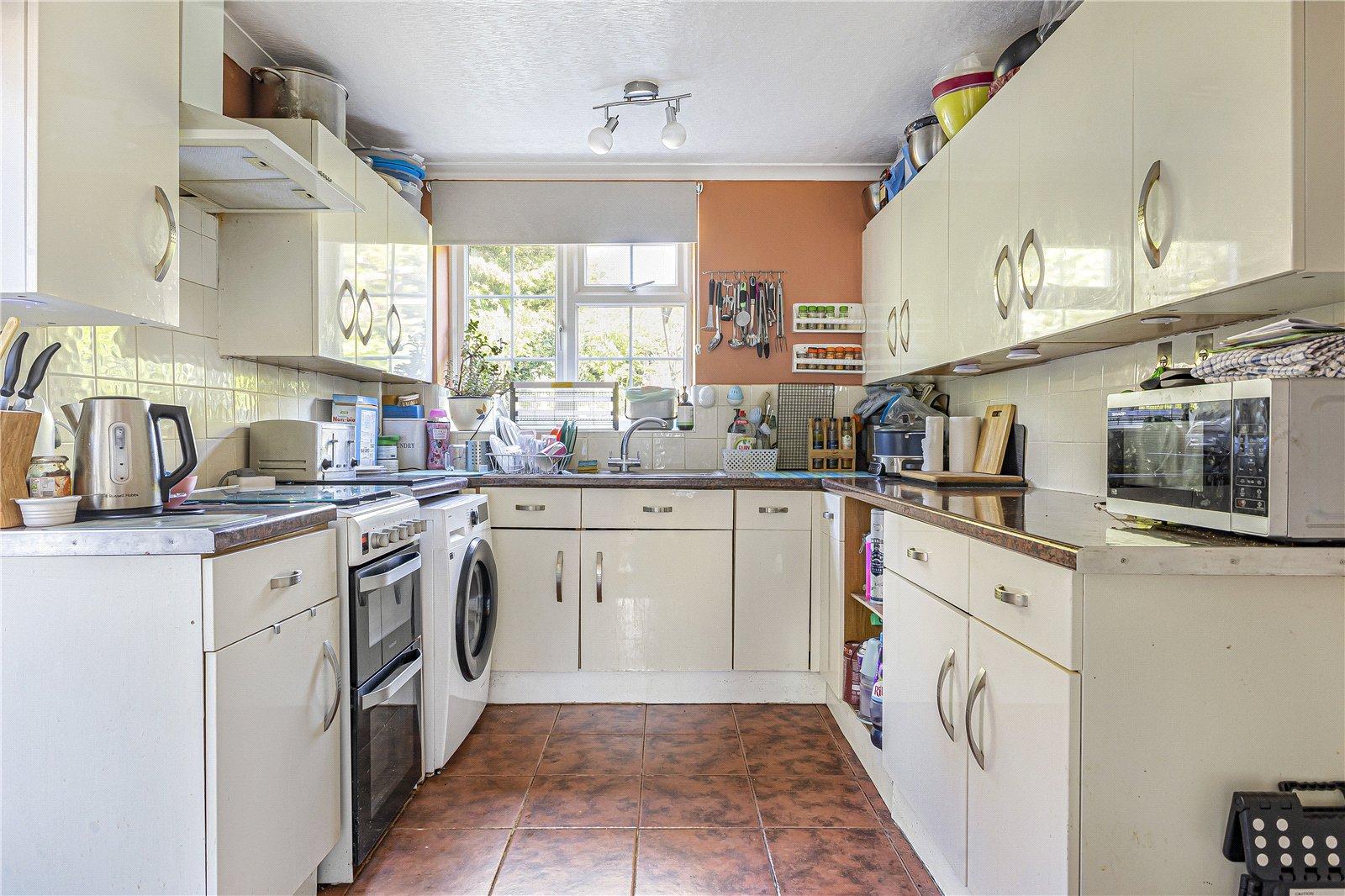 3 bedroom house for sale in Hextable | Robinson Jackson