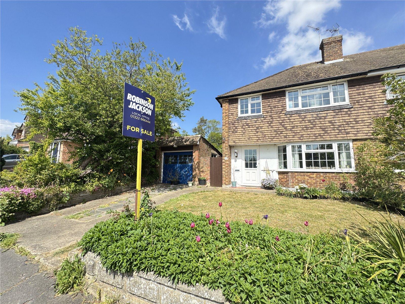 3 bedroom house for sale in Hextable | Robinson Jackson